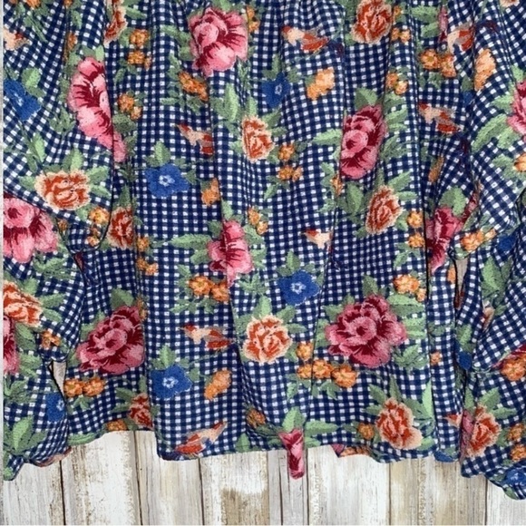 Jodifl Blue Gingham Off The Shoulder Crop Floral Blouse - Picture 2 of 5